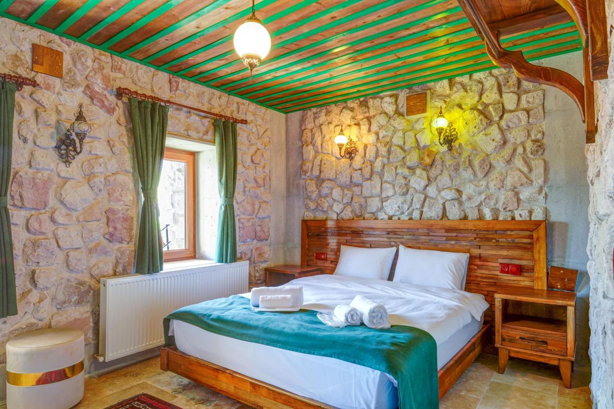 Nissa Cave Hotel Goreme Exterior photo