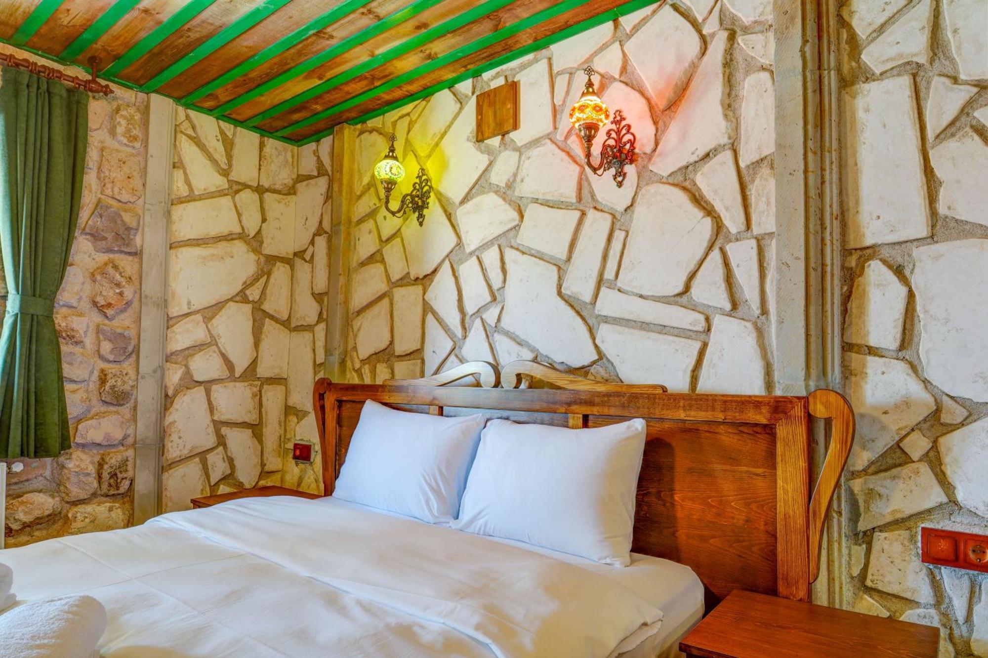 Nissa Cave Hotel Goreme Exterior photo