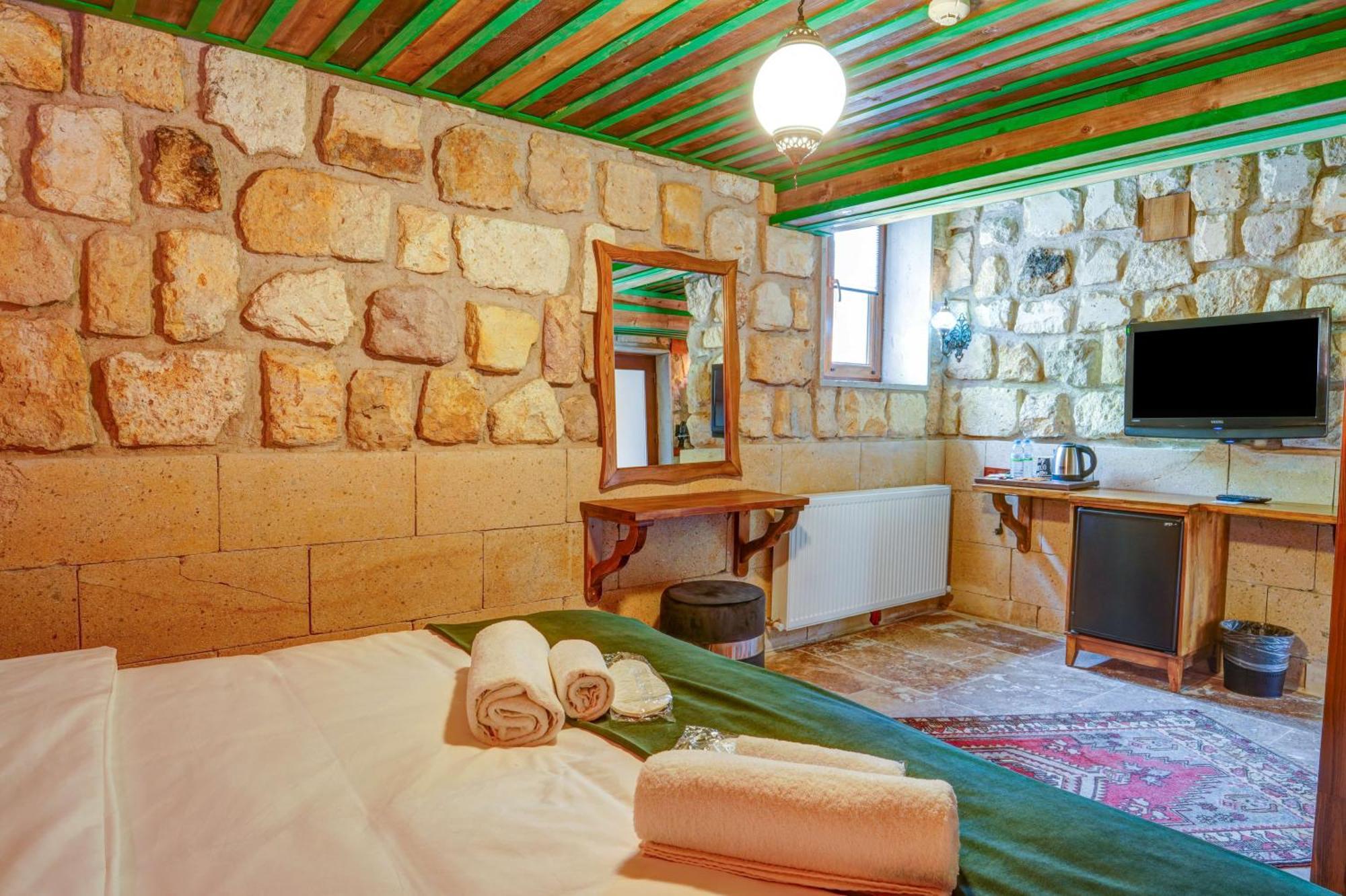 Nissa Cave Hotel Goreme Exterior photo