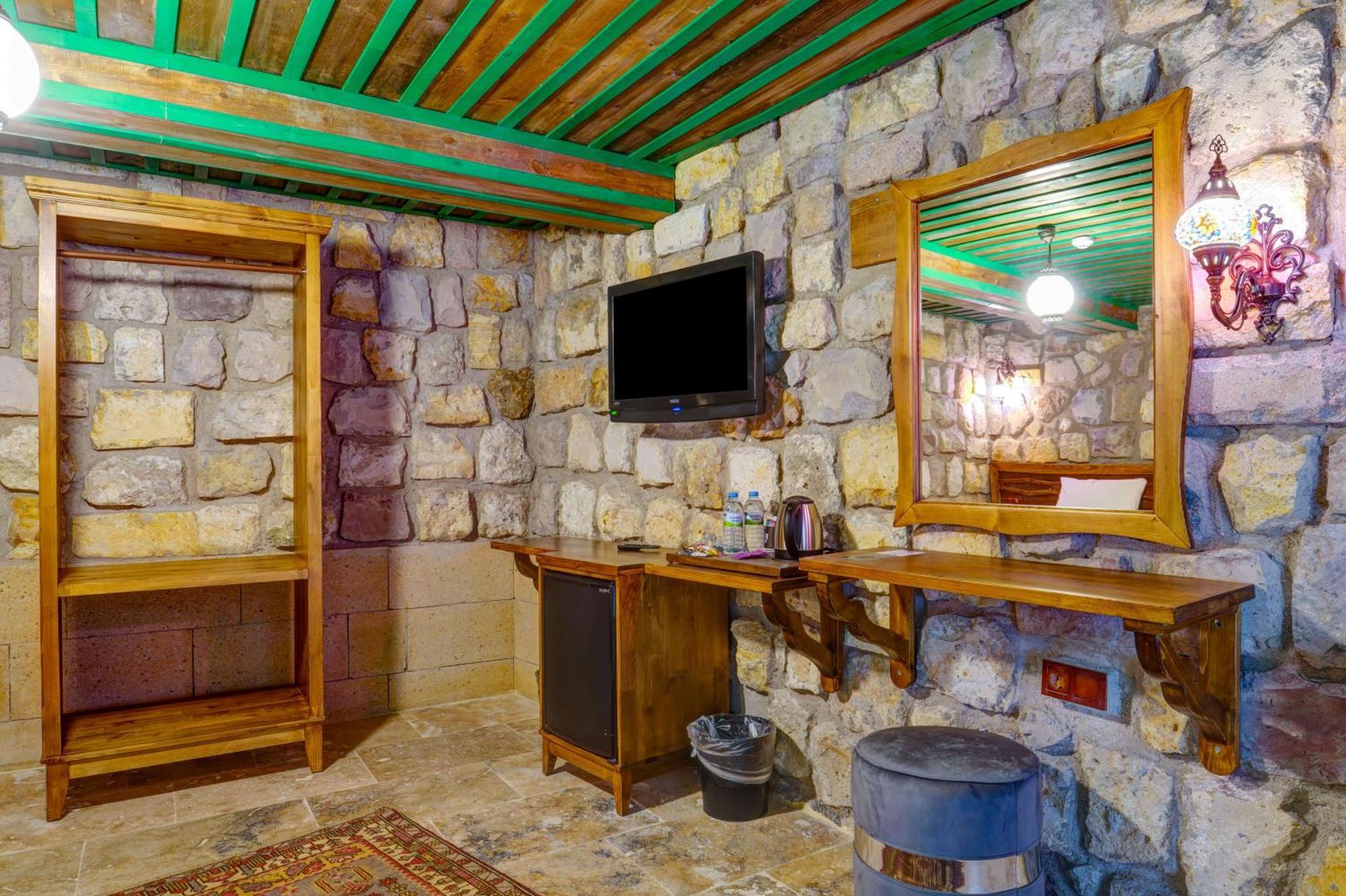 Nissa Cave Hotel Goreme Exterior photo